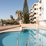 Sorolla 105, Luxury, Beach, Free Parking, Services, Quite Neighborhood, So Málaga