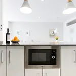 Sorolla 105, Luxury, Beach, Free Parking, Services, Quite Neighborhood, So Lägenhet