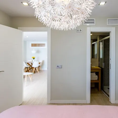 Sorolla 105, Luxury, Beach, Free Parking, Services, Quite Neighborhood, So Málaga