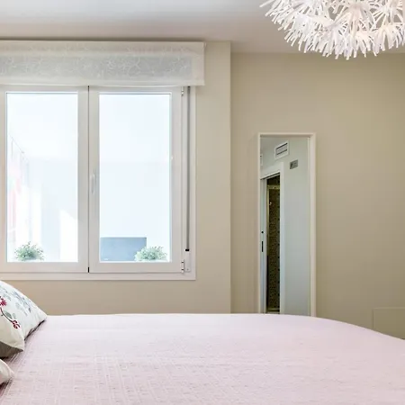 Appartamento Sorolla 105, Luxury, Beach, Free Parking, Services, Quite Neighborhood, So Málaga
