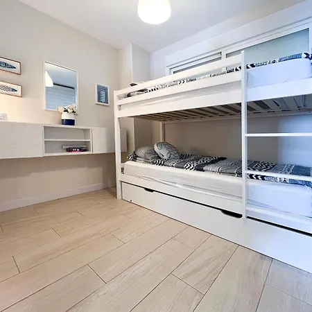 Sorolla 105, Luxury, Beach, Free Parking, Services, Quite Neighborhood, So Lägenhet