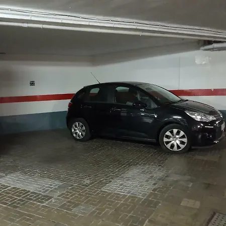 Sorolla 105, Luxury, Beach, Free Parking, Services, Quite Neighborhood, So * Málaga